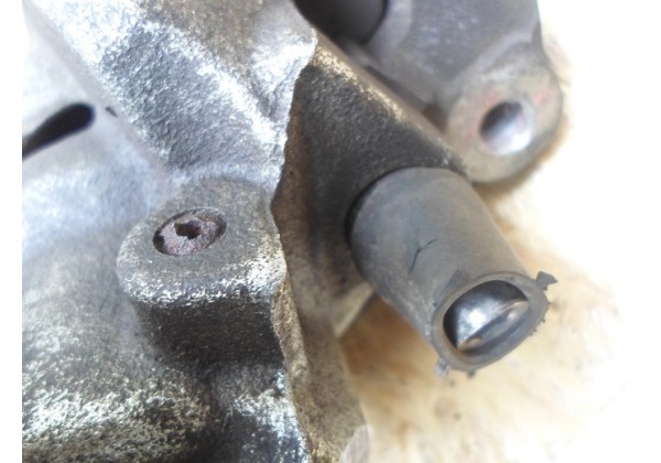 Суппорт передній правий Renault Megane III, Scenic III, Duster, Lodgy, Dokker, Fluence, Captur, 410010303R, 410018218R